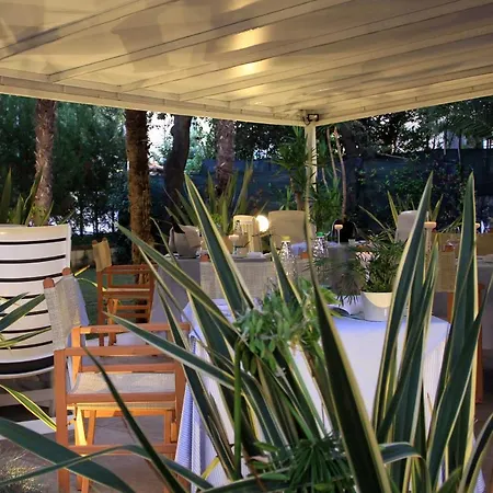فندق Raffaelli Park 4*